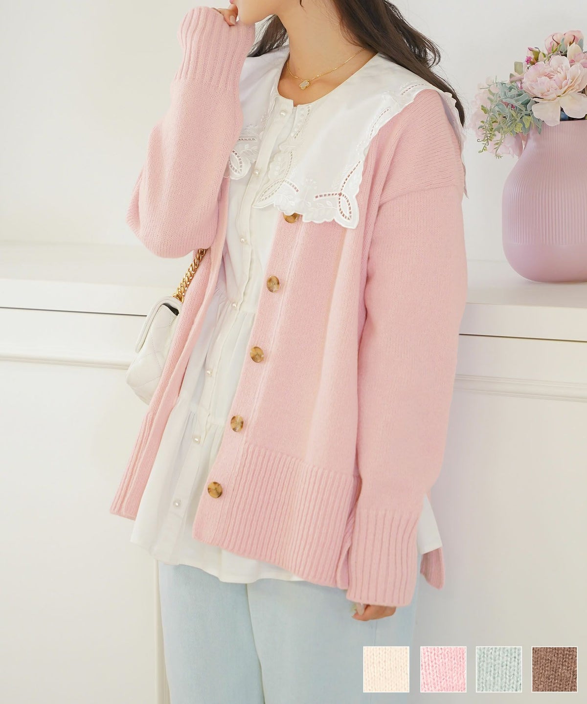 カーディガン ゆったり 刺繍 ハート ロゴ ピンク ミント ブラウン アイボリー スリット 大きめ ミドルゲージ 可愛い フェミニン 上品 カジュアル エレガント