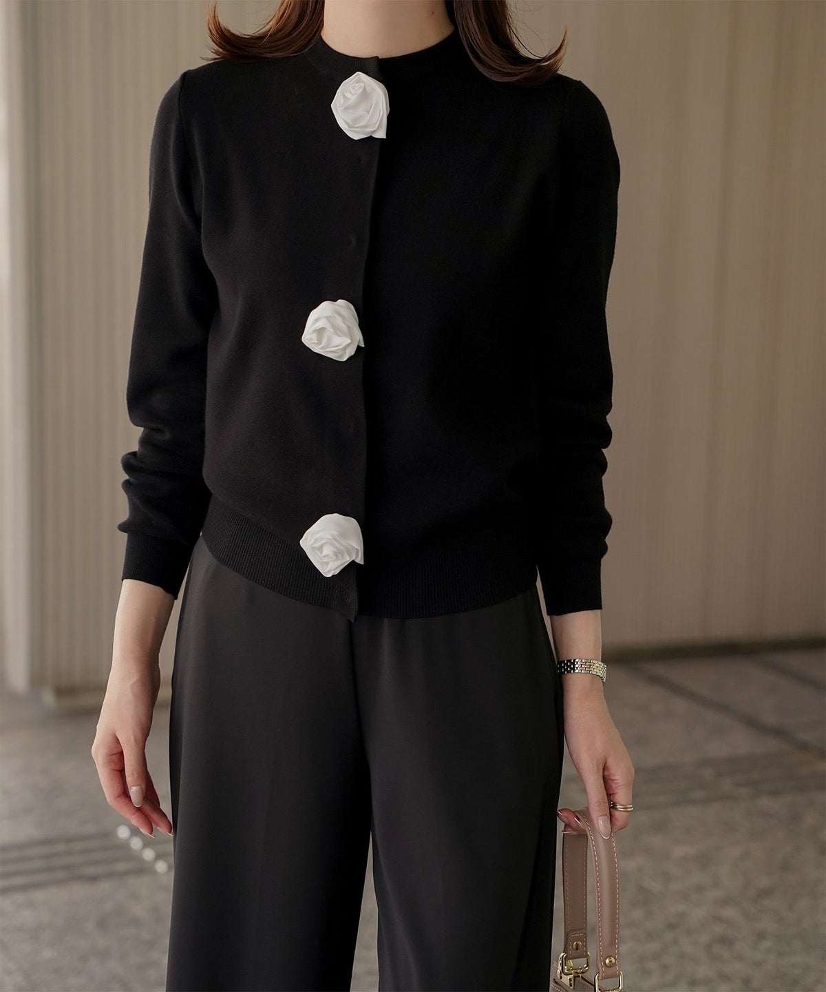 バラ モチーフ ニット カーディガン サテン カシミヤタッチ オフィス 冷房対策 きれいめ ミックス/アイボリー/M