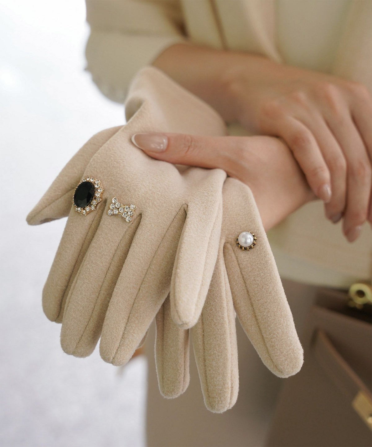 ビジュー リング グローブ レディース グローブ 手袋 シンプル ジュエリー 裏起毛 防寒 秋 冬 グレー/ベージュ/ブラック