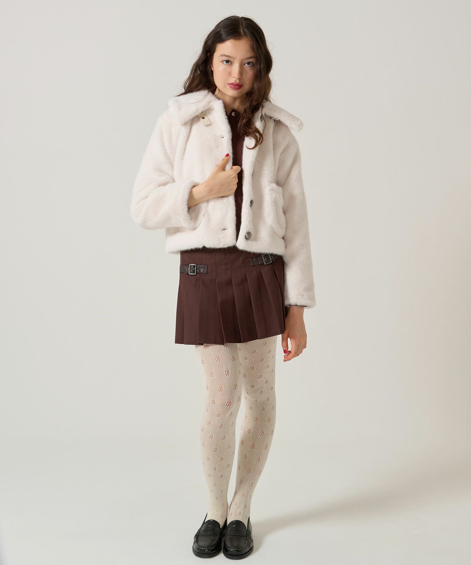 ビッグカラー フェイクファー ショートアウター TINA：JOJUN 全2色