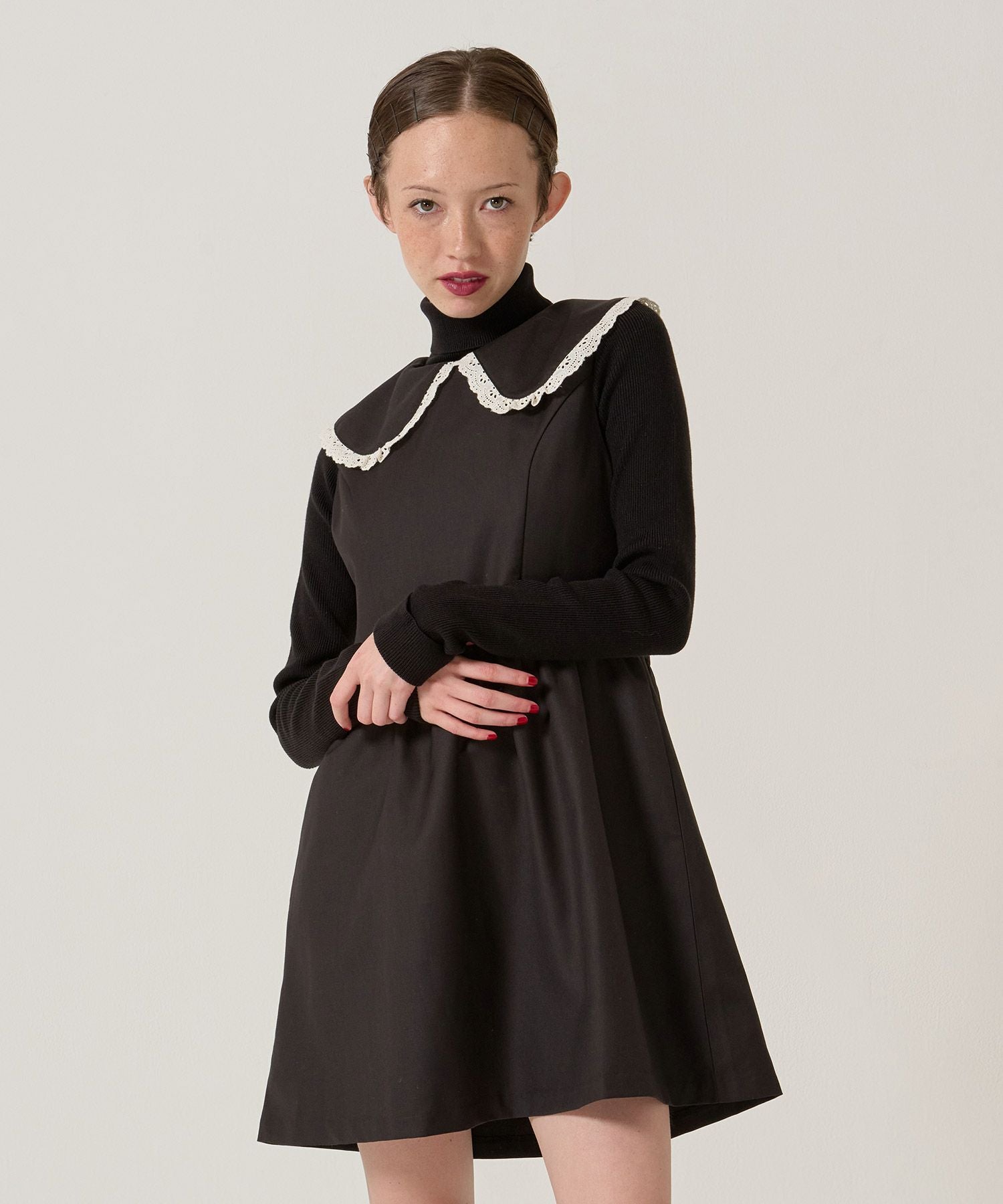 FINAL SALE レース付き 丸襟 ギャザーワンピース TINA：JOJUN 全2色