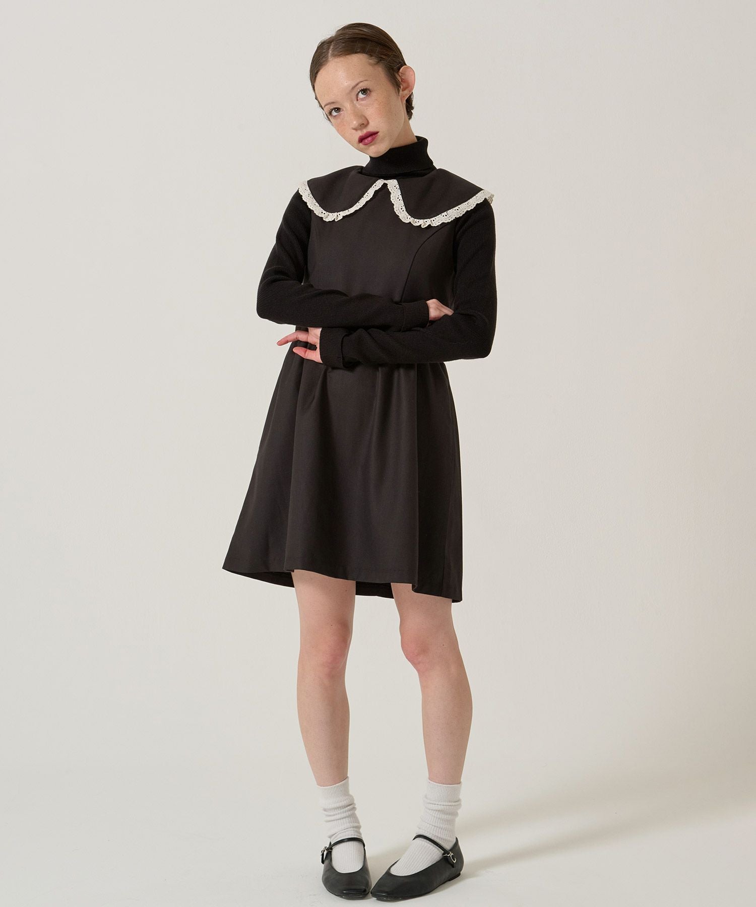 FINAL SALE レース付き 丸襟 ギャザーワンピース TINA：JOJUN 全2色