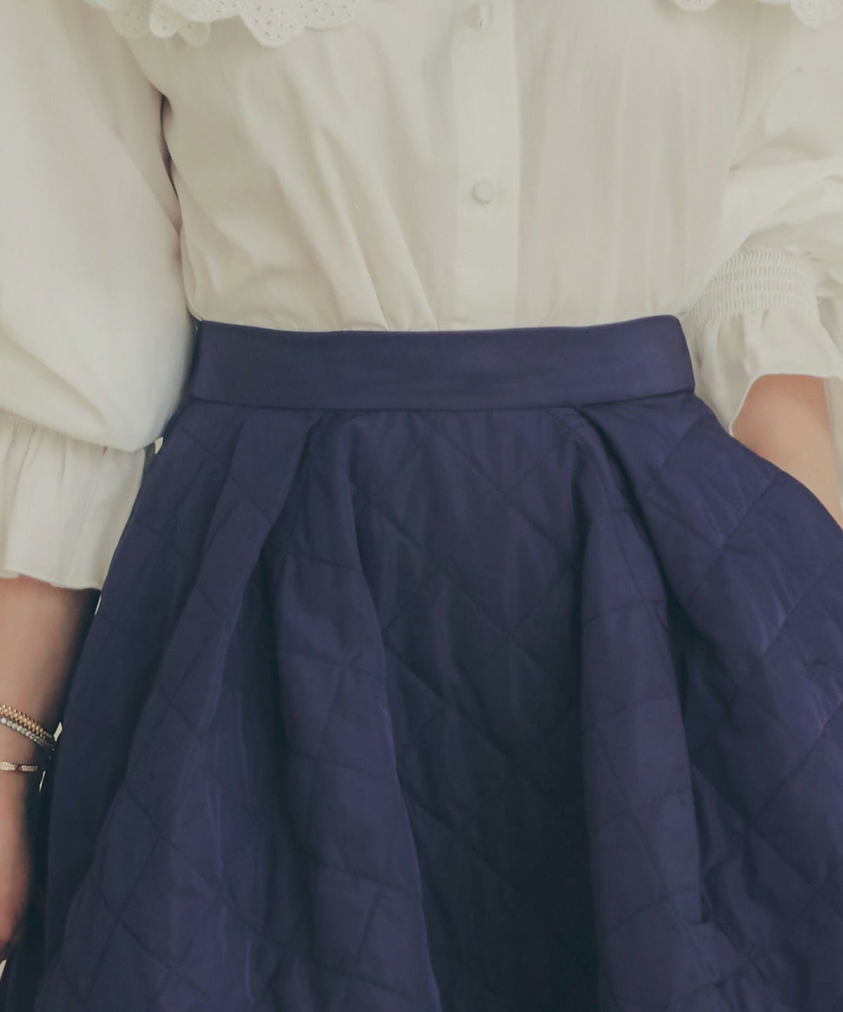 レディース 秋冬 大人可愛い 上品 きれいめ 大人カジュアル フェミニン オフィス 体型カバー ジョイントスペース