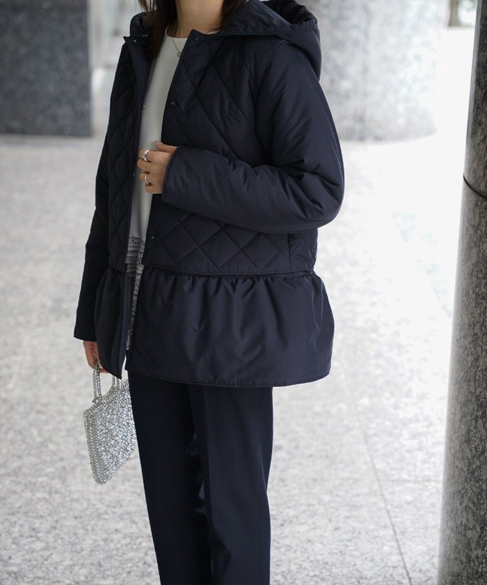 マルチway キルティング ジャケット HUIT 上品 中綿 ペプラム ベスト ジレ ノーカラージャケット  インナーダウン アイボリー/ネイビー/ブラック