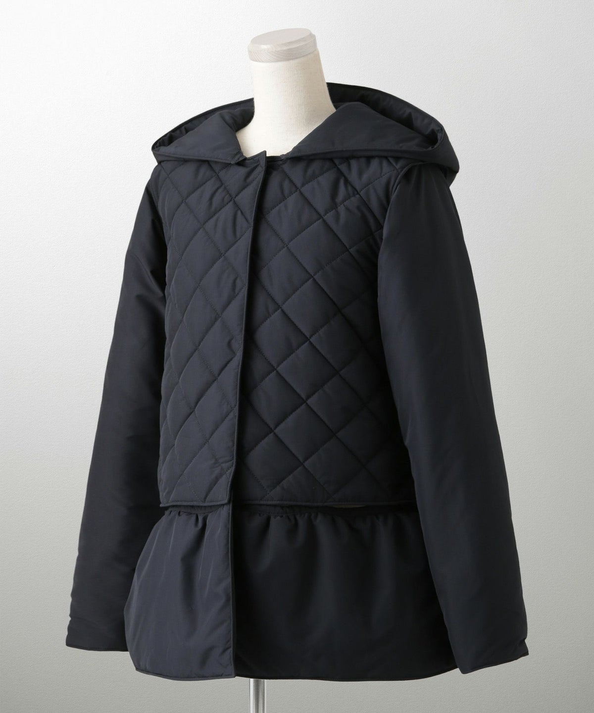 マルチway キルティング ジャケット HUIT 上品 中綿 ペプラム ベスト ジレ ノーカラージャケット  インナーダウン アイボリー/ネイビー/ブラック