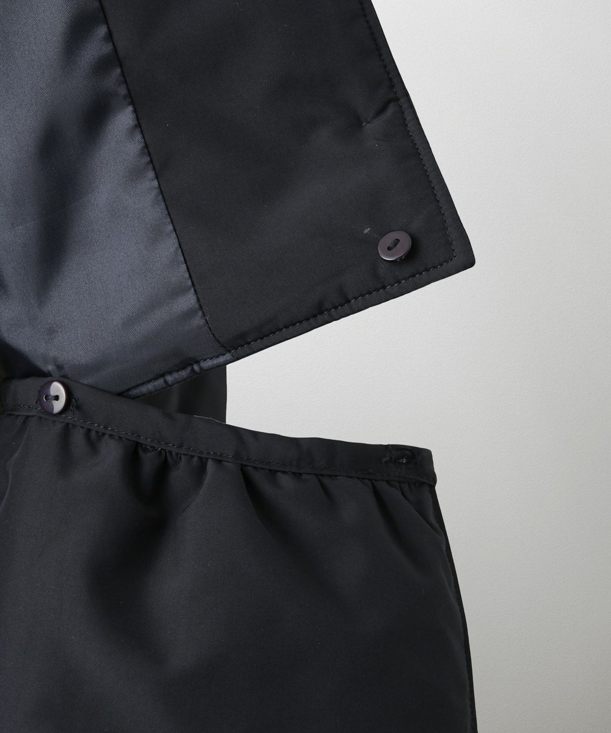 マルチway キルティング ジャケット HUIT 上品 中綿 ペプラム ベスト ジレ ノーカラージャケット  インナーダウン アイボリー/ネイビー/ブラック