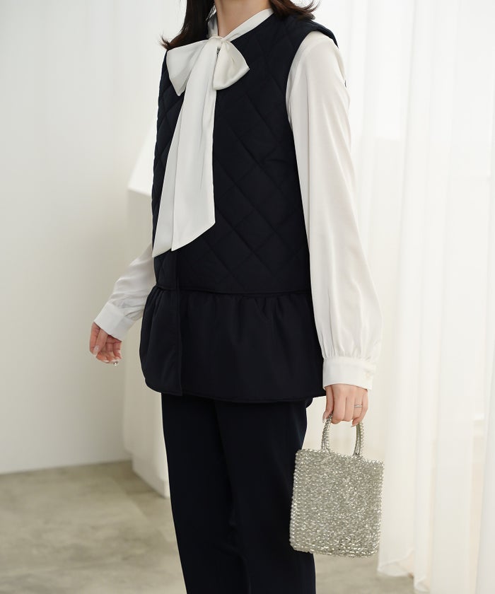 マルチway キルティング ジャケット HUIT 上品 中綿 ペプラム ベスト ジレ ノーカラージャケット  インナーダウン アイボリー/ネイビー/ブラック