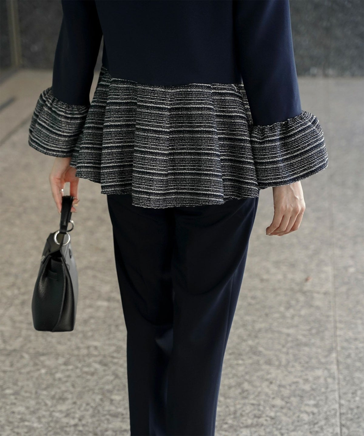 ツイード 切り替え ペプラム トップス 異素材 フレアスリーブ ベルスリーブ 長袖 オフィス 学校行事 オケージョン きれいめ 洗える ホワイト/ネイビー/ブラック/M