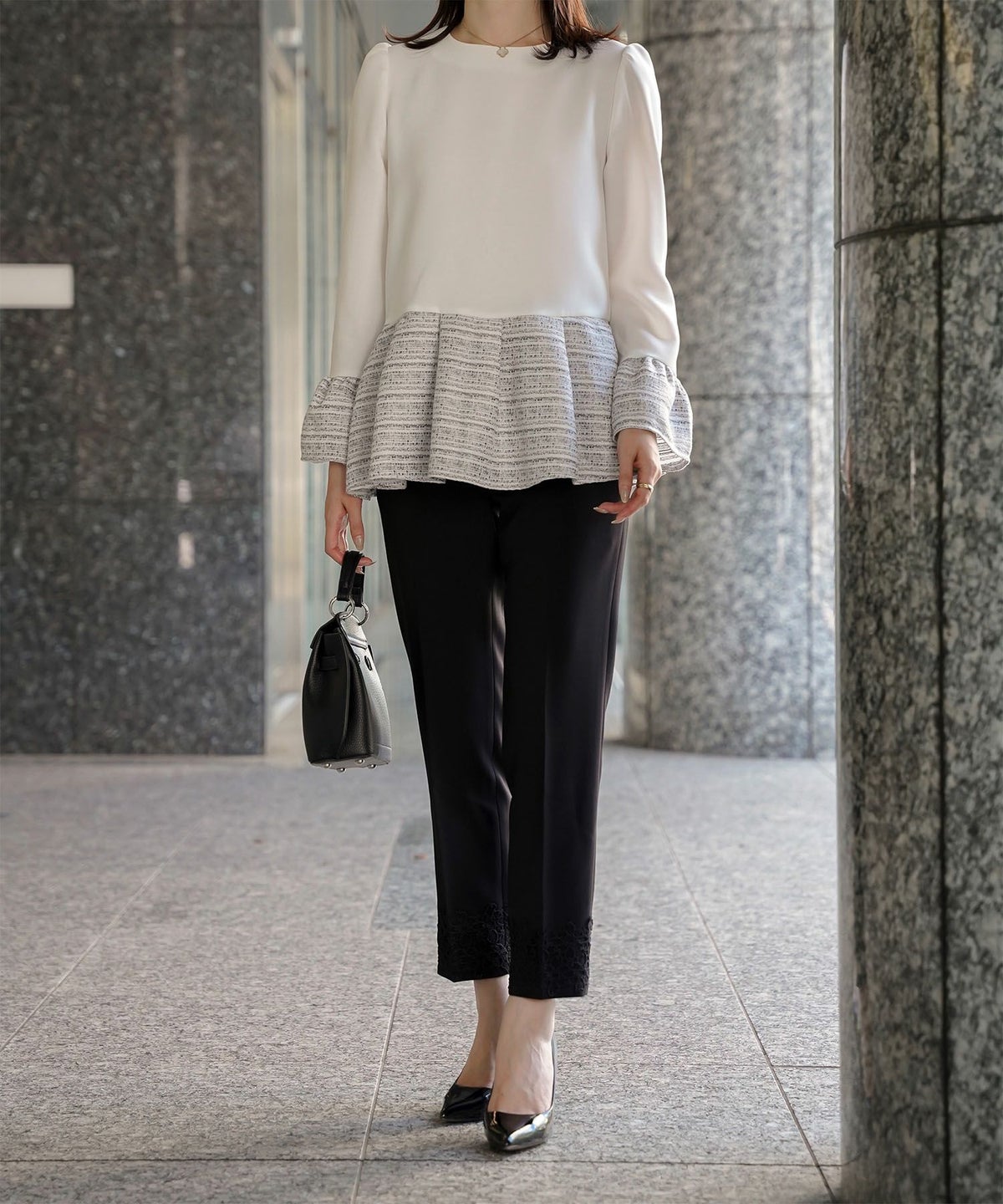 ツイード 切り替え ペプラム トップス 異素材 フレアスリーブ ベルスリーブ 長袖 オフィス 学校行事 オケージョン きれいめ 洗える ホワイト/ネイビー/ブラック/M