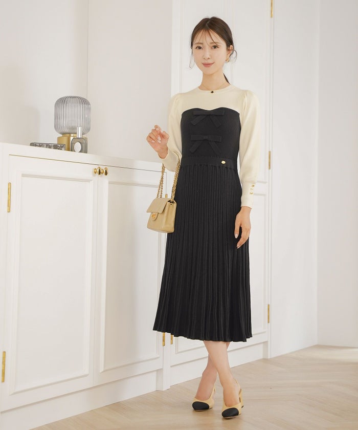 ワンピース ニット ベア切替 長袖 秋 冬 春 リボン ゴールドボタン クルーネック 上品 エレガント フェミニン かわいい バイカラー 配色