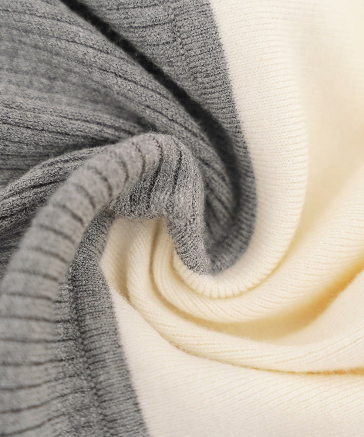 ワンピース ニット ベア切替 長袖 秋 冬 春 リボン ゴールドボタン クルーネック 上品 エレガント フェミニン かわいい バイカラー 配色