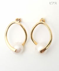 オーバル ツイスト ピアス イヤリング Oval Twist Pierce Earring 真鍮 チタンポスト プラパール 女性らしい オーバル ツイスト ピアス イヤリング Oval Twist Pierce Earring （Liala）