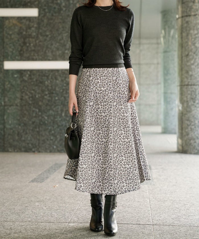 レオパード柄 セミフレア スカート レディース オールシーズン レオパード柄 セミフレア フレアスカート ミモレ丈 アイボリー/ブラック/S/M