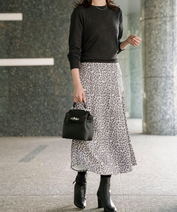 レオパード柄 セミフレア スカート レディース オールシーズン レオパード柄 セミフレア フレアスカート ミモレ丈 アイボリー/ブラック/S/M