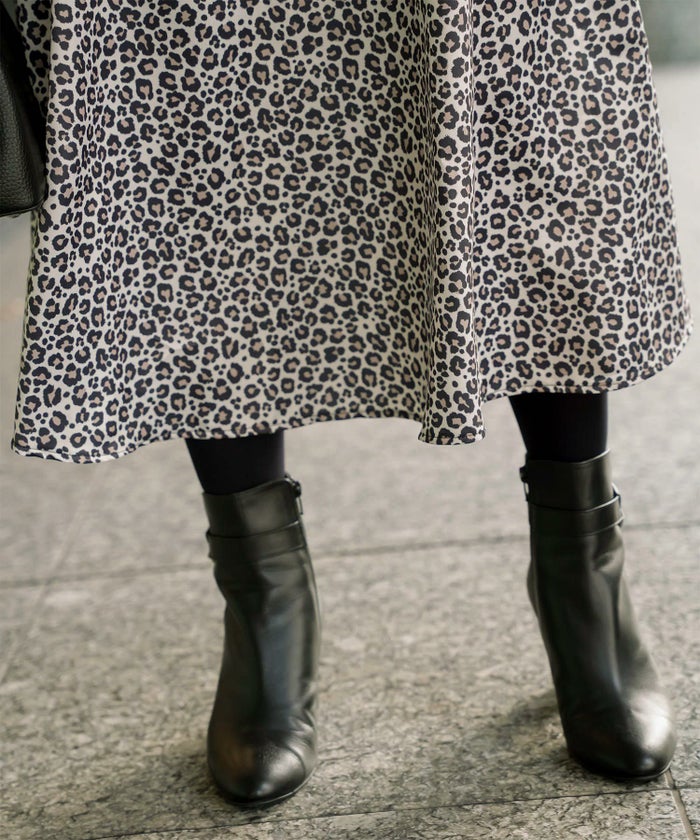 レオパード柄 セミフレア スカート レディース オールシーズン レオパード柄 セミフレア フレアスカート ミモレ丈 アイボリー/ブラック/S/M