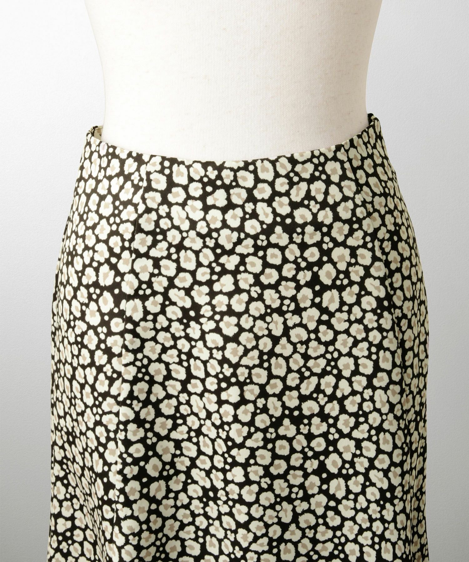 SPRING-SALE レオパード柄 セミフレア スカート HUIT 全2色｜hit641