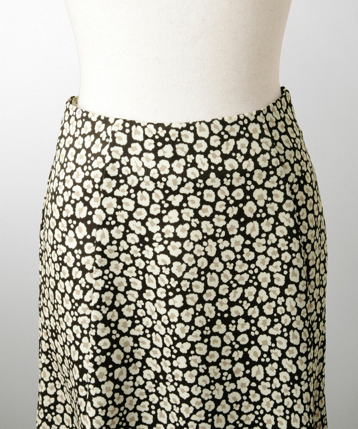 レオパード柄 セミフレア スカート レディース オールシーズン レオパード柄 セミフレア フレアスカート ミモレ丈 アイボリー/ブラック/S/M