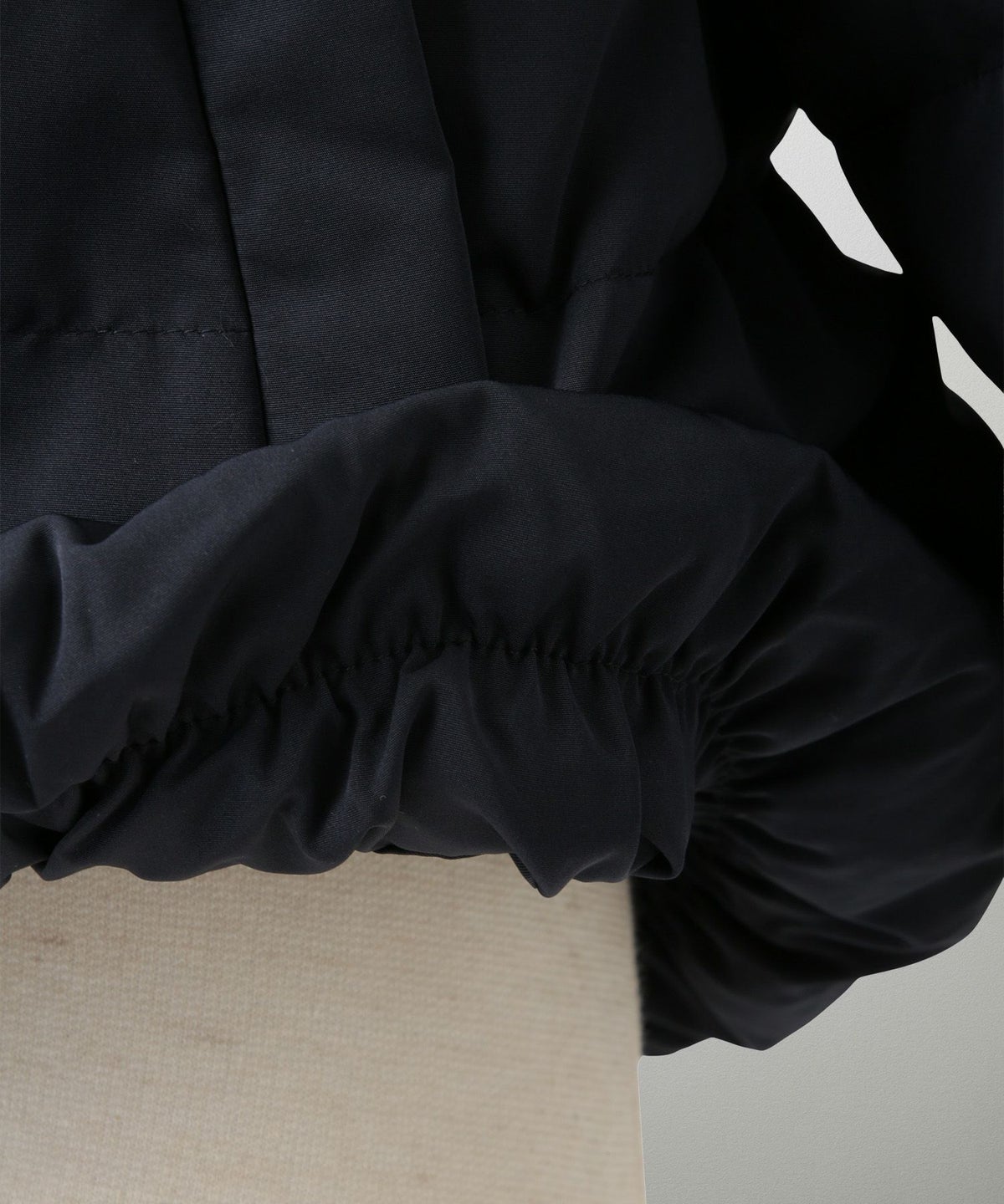 ショート丈 フード付き ダウン コート レディース アウター おしゃれ おすすめ きれいめ ビジネス 可愛い ホワイト グレージュ ネイビー ブラック M