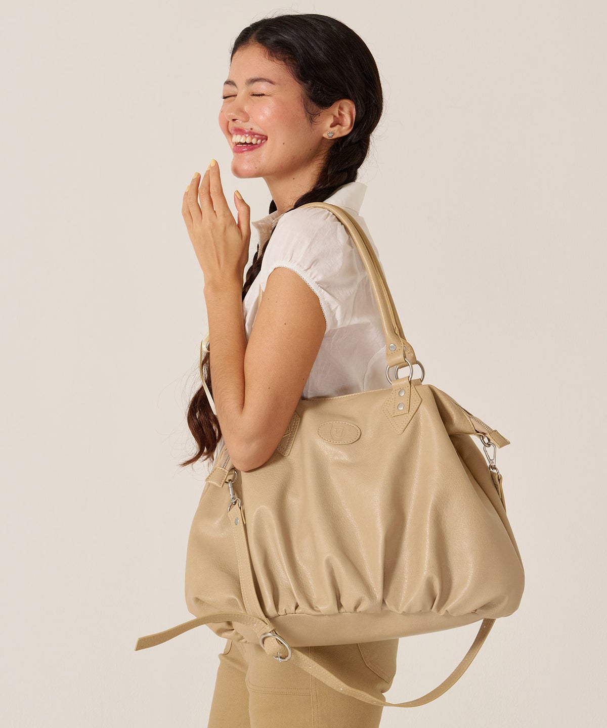  バッグ/大容量/フェイクレザー