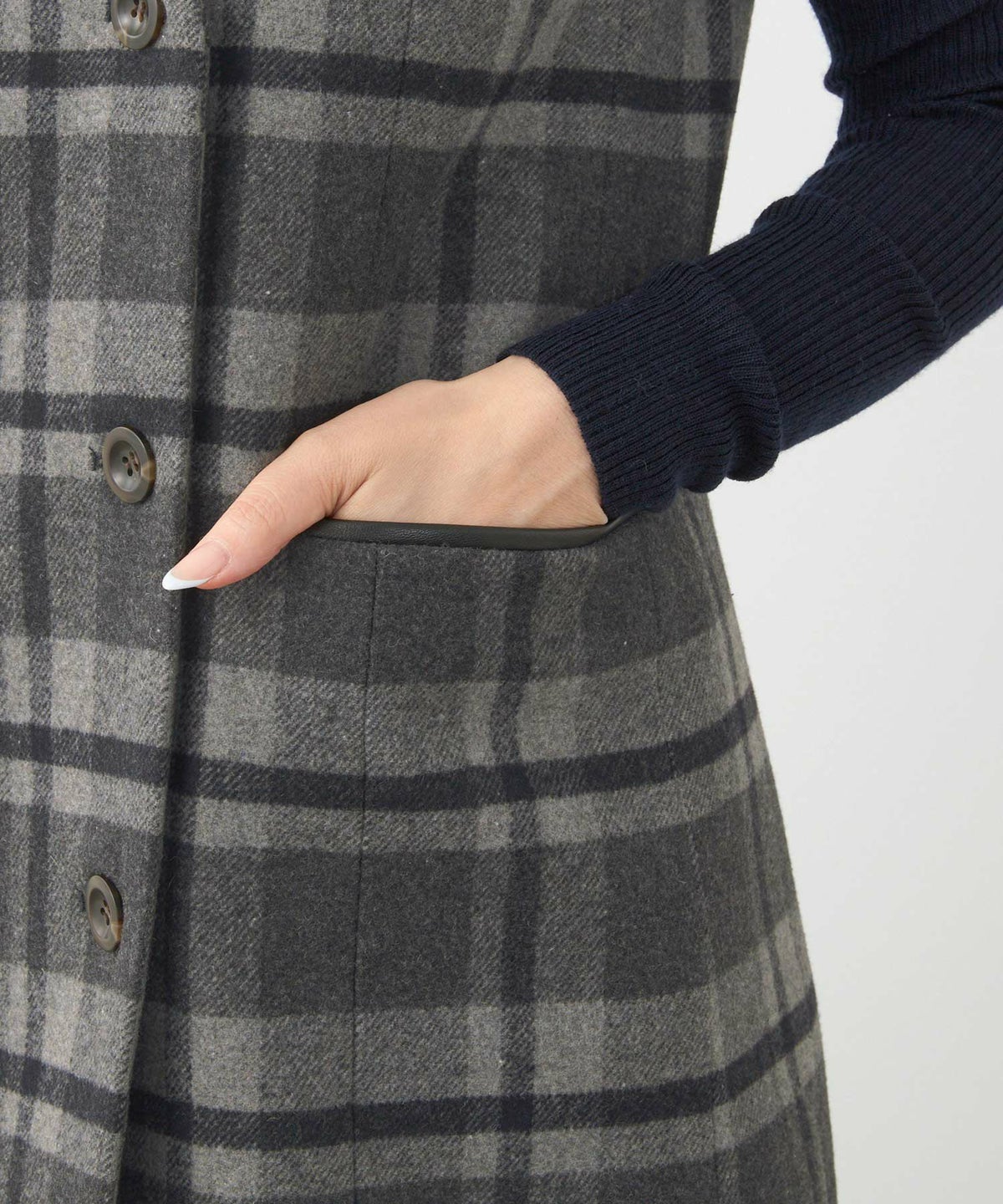 レディース 大人可愛い 上品 きれいめ オフィス 大人カジュアル フェミニン ノーカラー ジョイントスペース