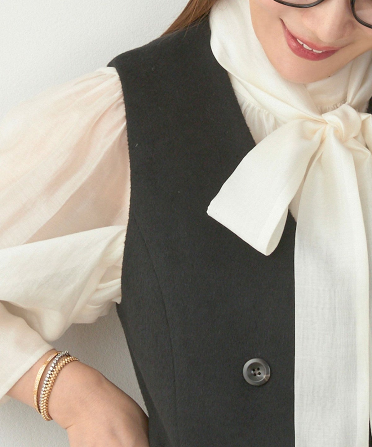 レディース 大人可愛い 上品 きれいめ オフィス 大人カジュアル フェミニン ノーカラー ジョイントスペース