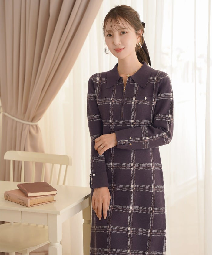 ワンピース ニット 襟 フロントファスナー カフス 配色 バイカラー ボタン タイト ナロー セミフレア 膝下丈 チェック柄 ロービングチェック 秋 冬 春 ブラウン グレー ネイビー ベージュ アイボリー 上品 フェミニン 大人 エレガント 長袖