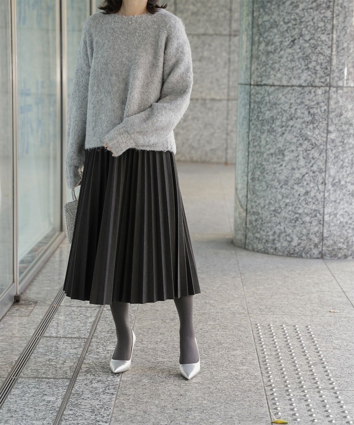 ラメフワニットトップス トップス レディース 長袖 秋 冬 ウォッシャブル ブークレ ライトグレー アプリコット モカ M