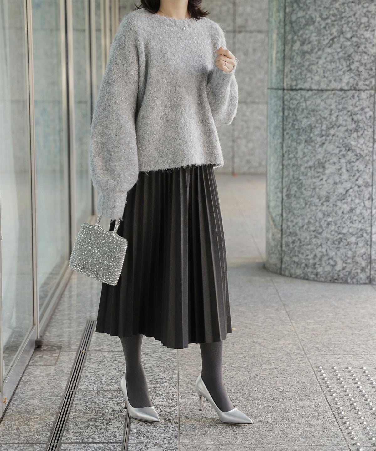 ラメフワニットトップス トップス レディース 長袖 秋 冬 ウォッシャブル ブークレ ライトグレー アプリコット モカ M