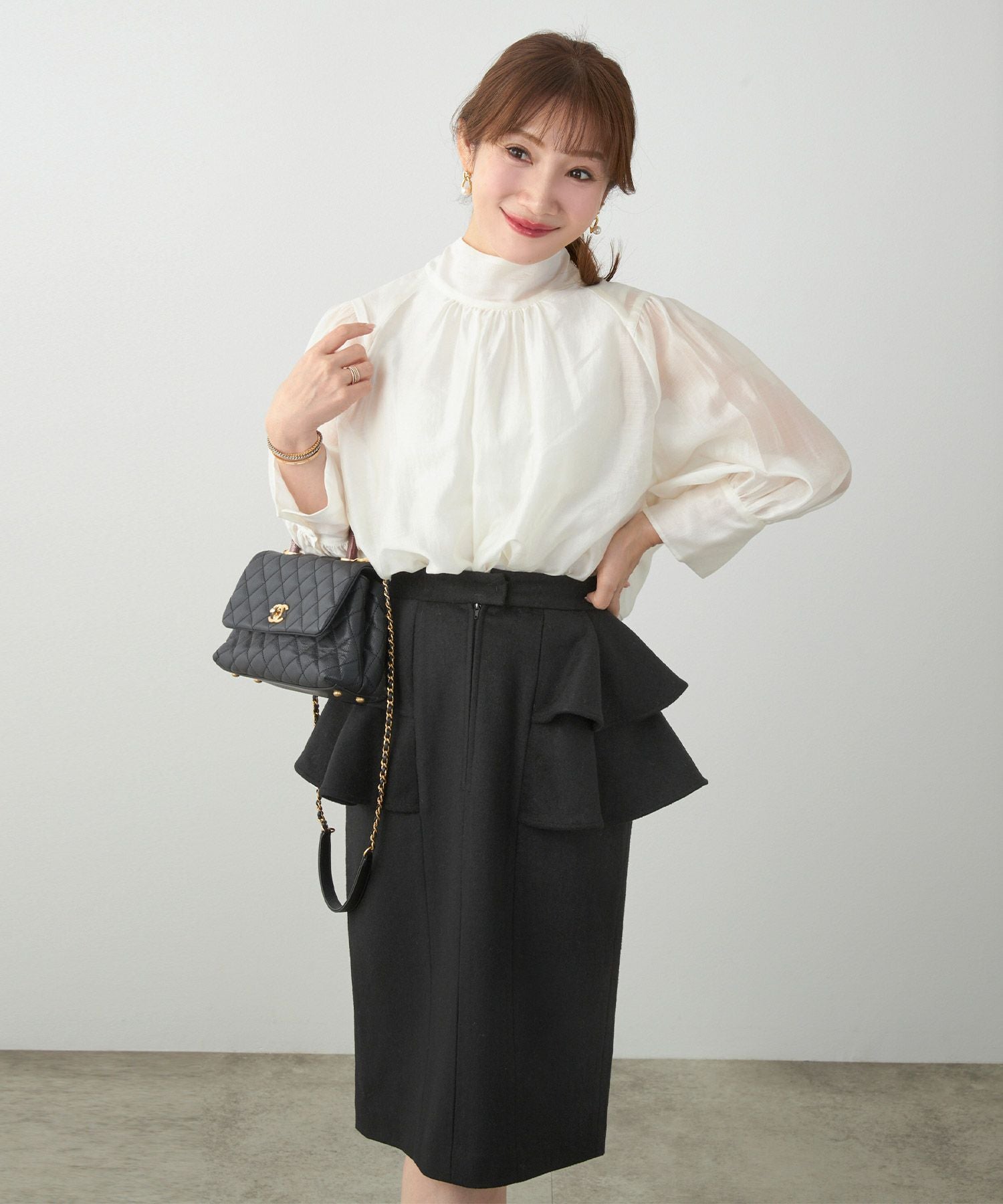 TIME-SALE ペプラム フリル タイト スカート Liala×PG 全2色｜lpg641