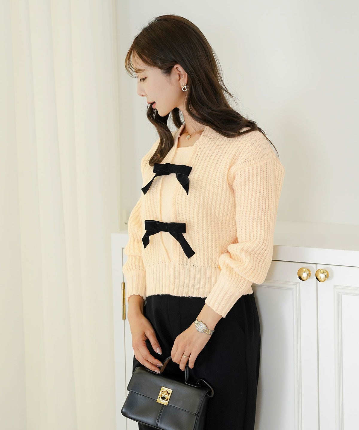 トップス ニット 長袖 ローゲージ ざっくり 編み 畔編み ミント ピンクベージュ アイボリー チャコール 秋 冬 リボン ベロア オシャレ 上品 カワイイ エレガント ジョイントスペース