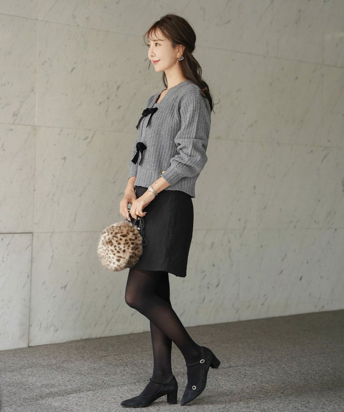 トップス ニット 長袖 ローゲージ ざっくり 編み 畔編み ミント ピンクベージュ アイボリー チャコール 秋 冬 リボン ベロア オシャレ 上品 カワイイ エレガント ジョイントスペース