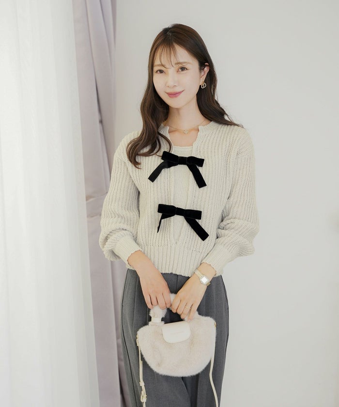 トップス ニット 長袖 ローゲージ ざっくり 編み 畔編み ミント ピンクベージュ アイボリー チャコール 秋 冬 リボン ベロア オシャレ 上品 カワイイ エレガント ジョイントスペース