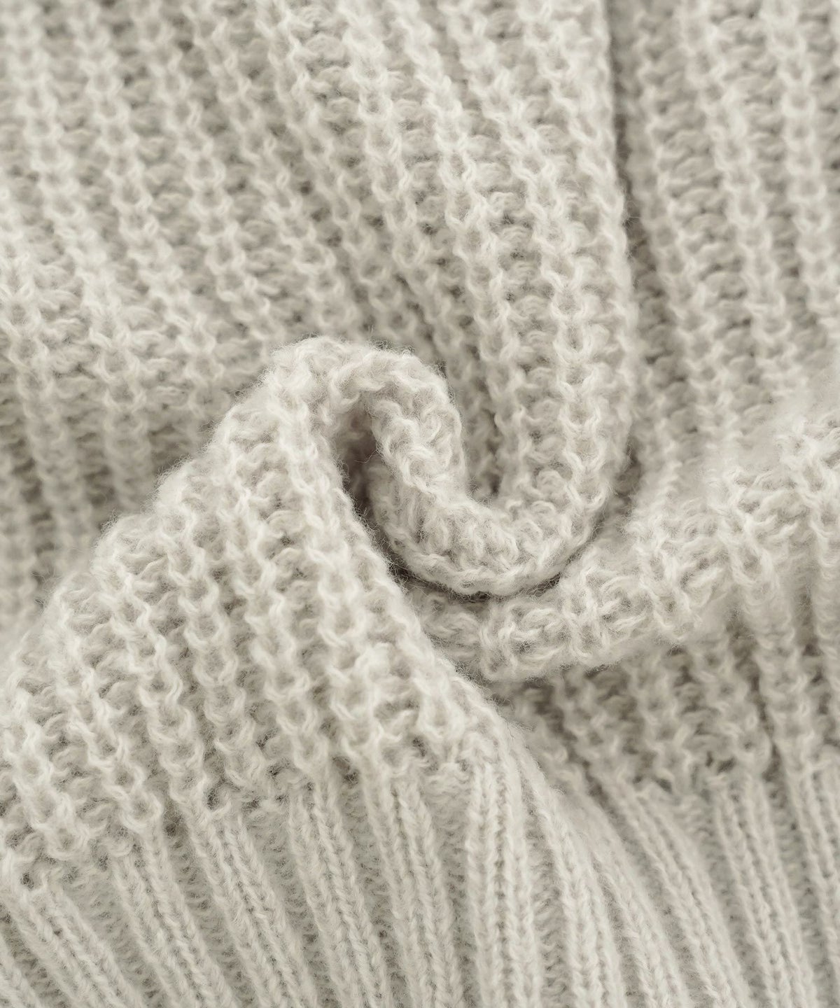 トップス ニット 長袖 ローゲージ ざっくり 編み 畔編み ミント ピンクベージュ アイボリー チャコール 秋 冬 リボン ベロア オシャレ 上品 カワイイ エレガント ジョイントスペース