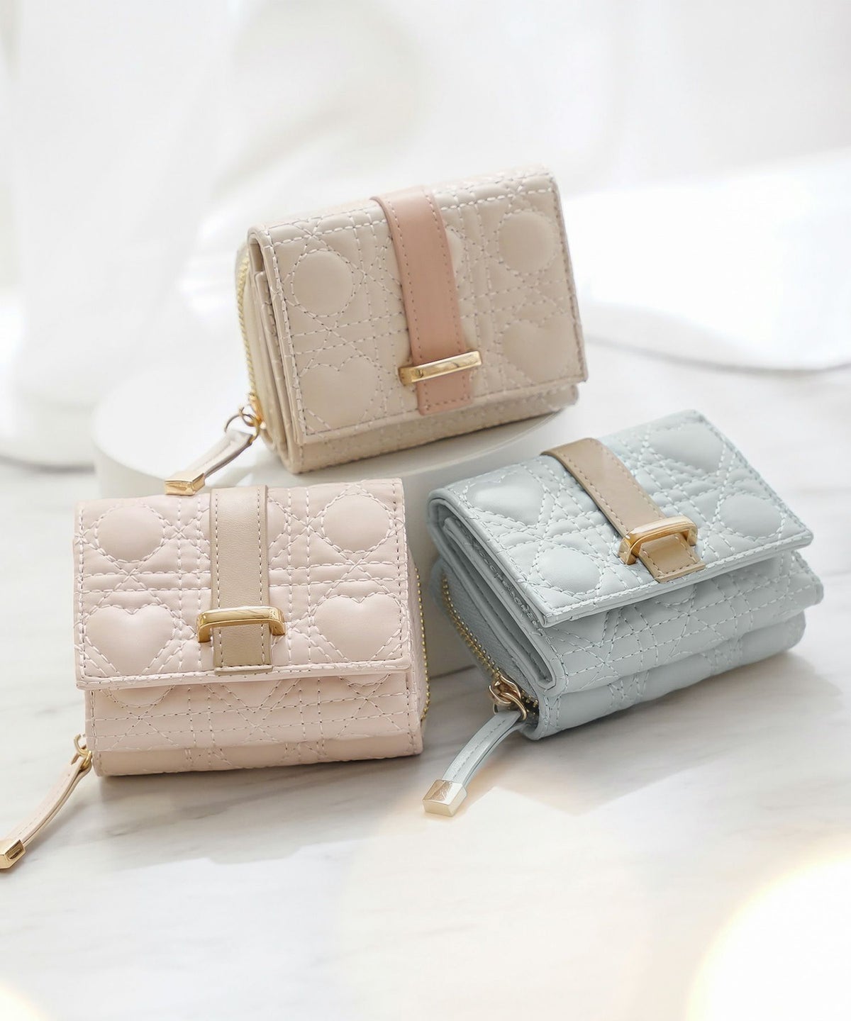 小物 グッズ 財布 ウォレット ピンク グレージュ サックス ブルーグレー ハート キルティング 可愛い 上品 フェミニン プレゼント お札入れ 小銭入れ カードポケット