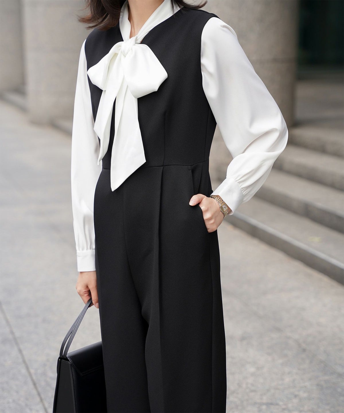 オケージョン対応 キーネックデザイン オールインワン 服 レディース おすすめ きれいめ おしゃれ ノースリーブ 手洗い ホワイト ブラック S M