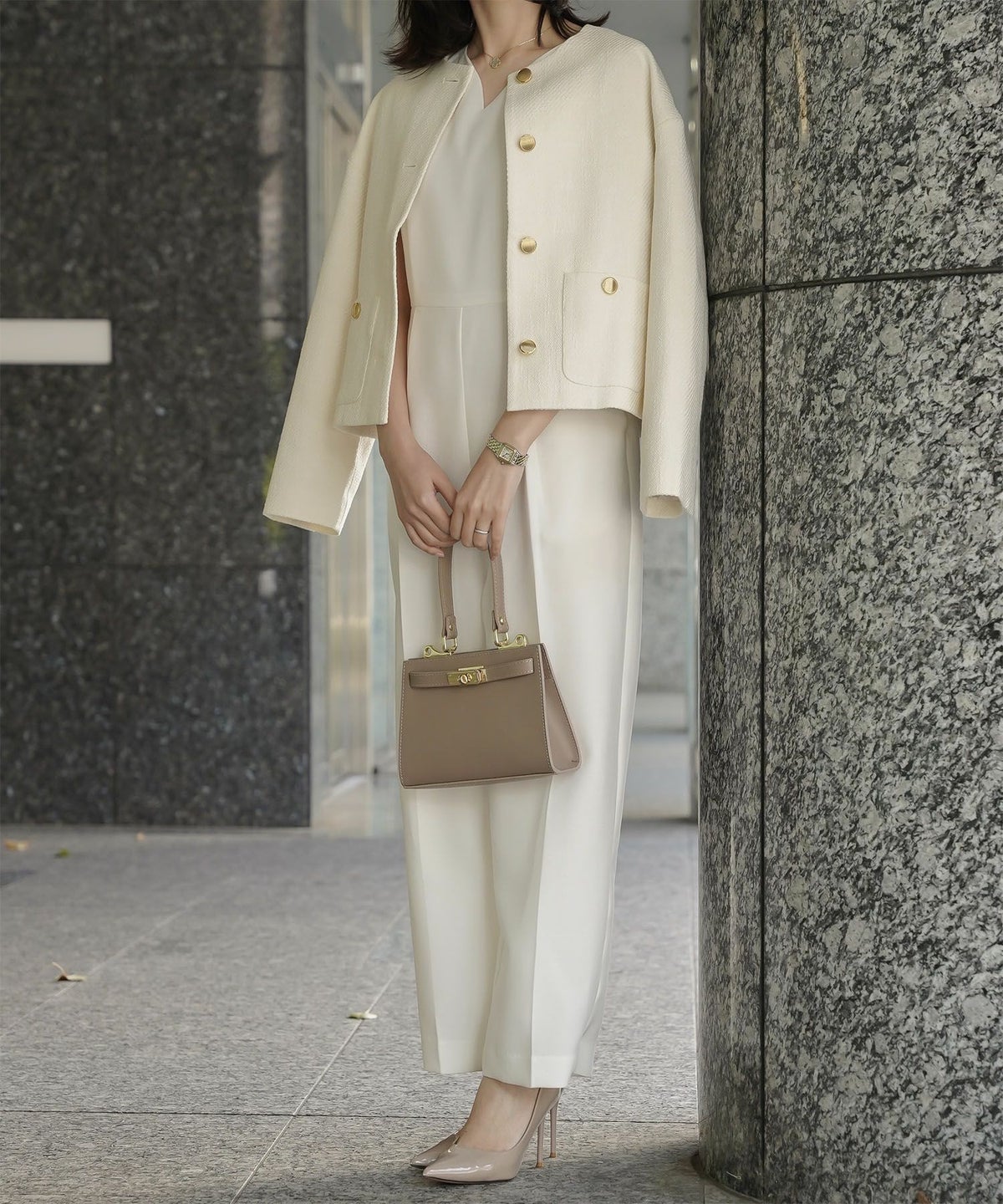 オケージョン対応 キーネックデザイン オールインワン 服 レディース おすすめ きれいめ おしゃれ ノースリーブ 手洗い ホワイト ブラック S M