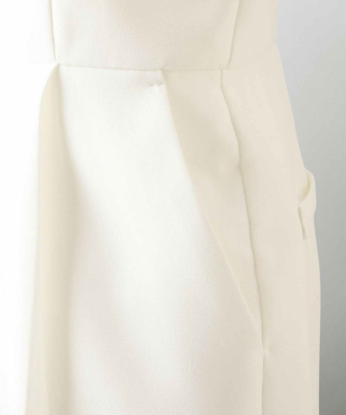 オケージョン対応 キーネックデザイン オールインワン 服 レディース おすすめ きれいめ おしゃれ ノースリーブ 手洗い ホワイト ブラック S M