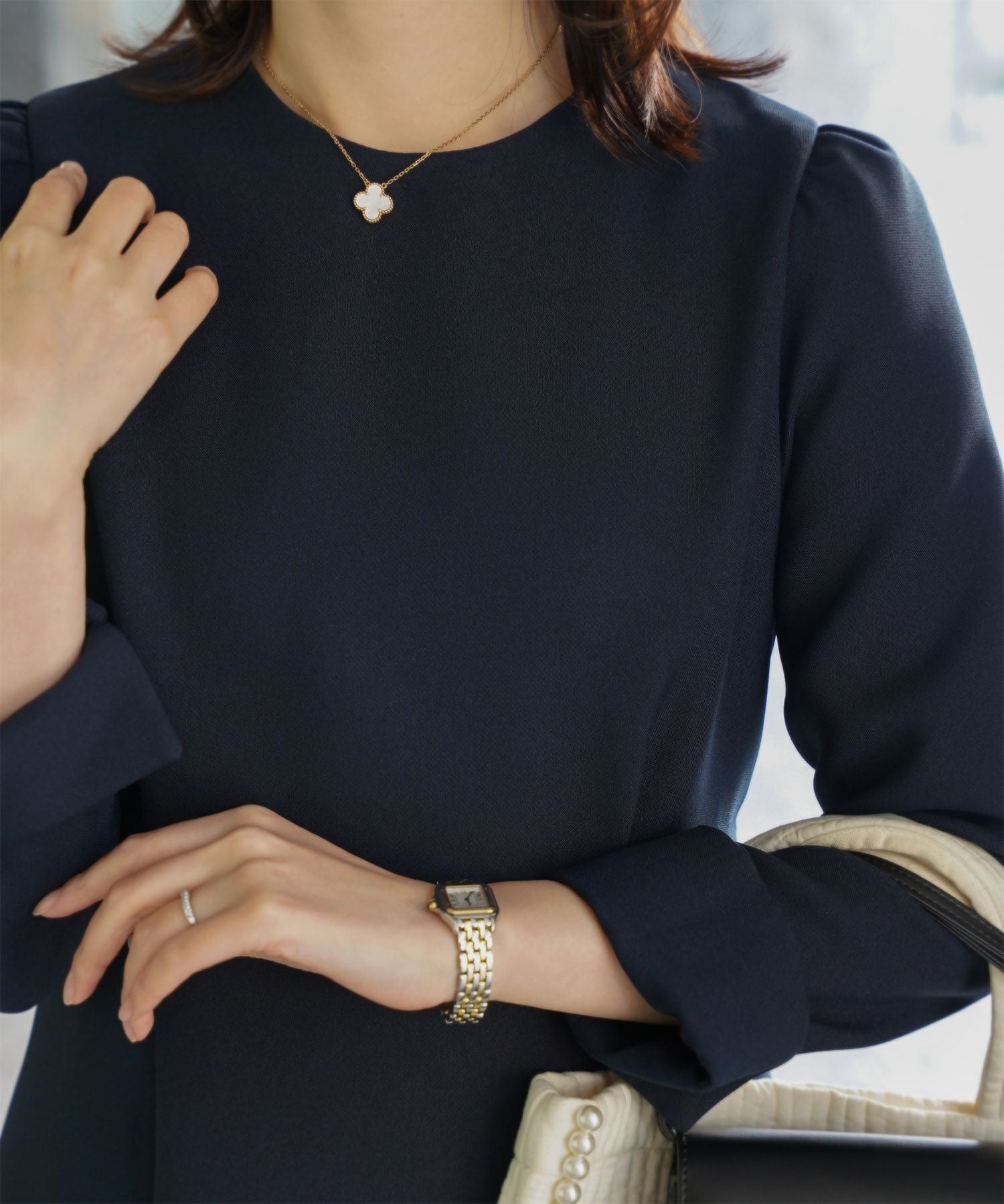 オケージョン対応 レース襟付き ワンピース HUIT