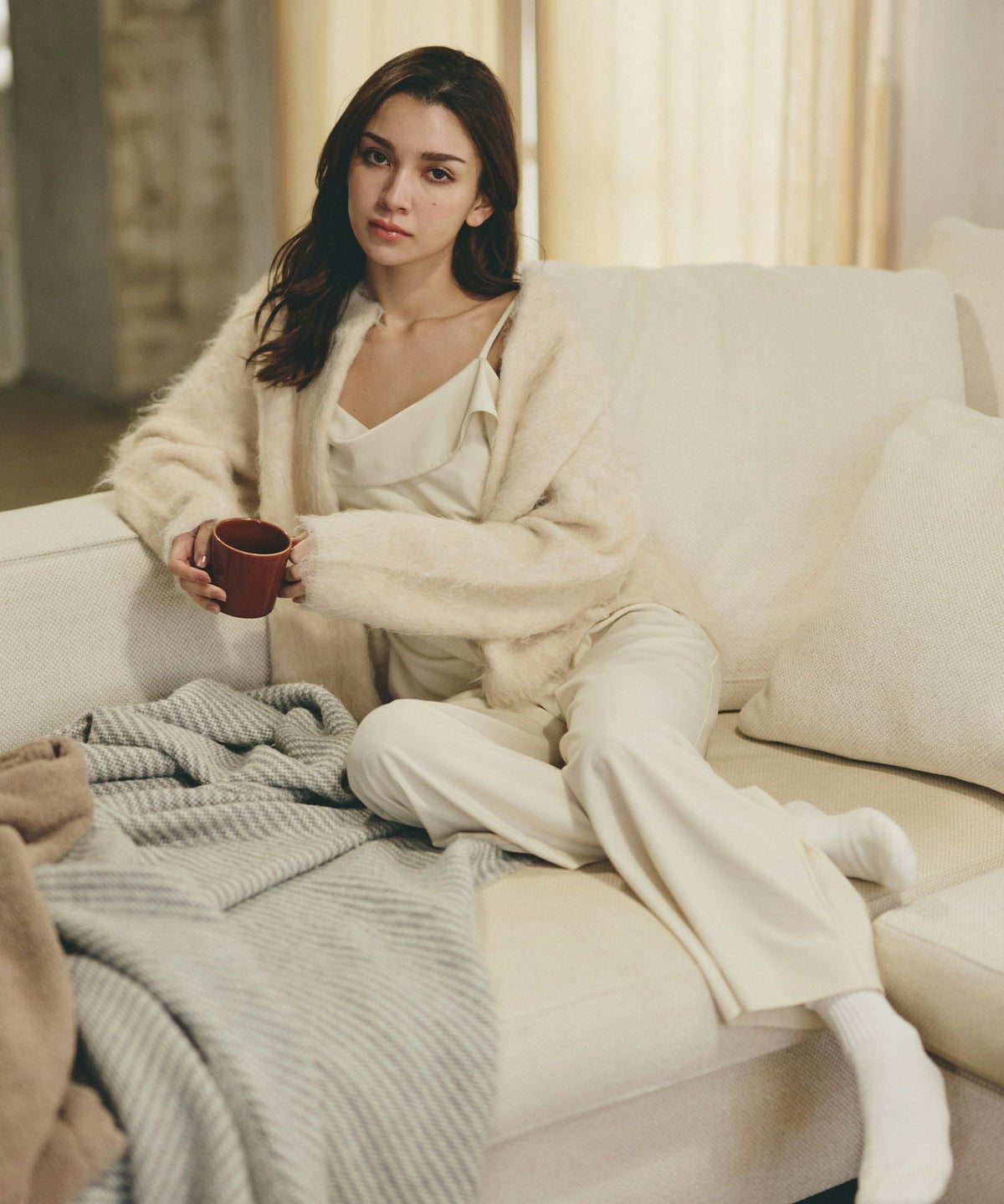 ルームウェア セットアップ キャミソール ワンピース パンツスタイル ラウンジウェア バックオープンモテワンピ お家デート デートコーデ ディナー クリスマス あざと可愛い 羽織 韓国風 綺麗め 細見え カジュアル KINO THE KEI