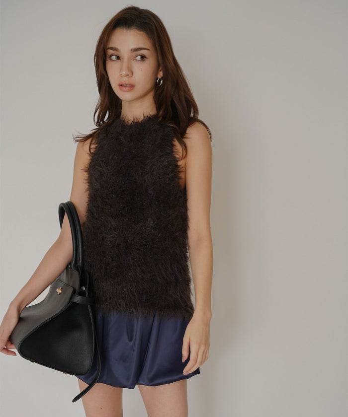 ファー 短丈ニット パーティ アメスリ モテニット デートコーデ ディナー クリスマス あざと可愛い タイトトップス 肌見せ 韓国風 綺麗め 細見え カジュアル KINO THE KEI