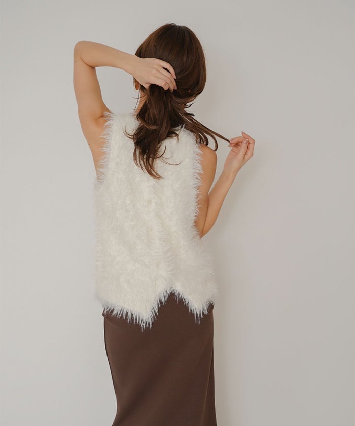 ファー 短丈ニット パーティ アメスリ モテニット デートコーデ ディナー クリスマス あざと可愛い タイトトップス 肌見せ 韓国風 綺麗め 細見え カジュアル KINO THE KEI