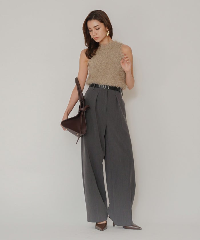 ファー 短丈ニット パーティ アメスリ モテニット デートコーデ ディナー クリスマス あざと可愛い タイトトップス 肌見せ 韓国風 綺麗め 細見え カジュアル KINO THE KEI