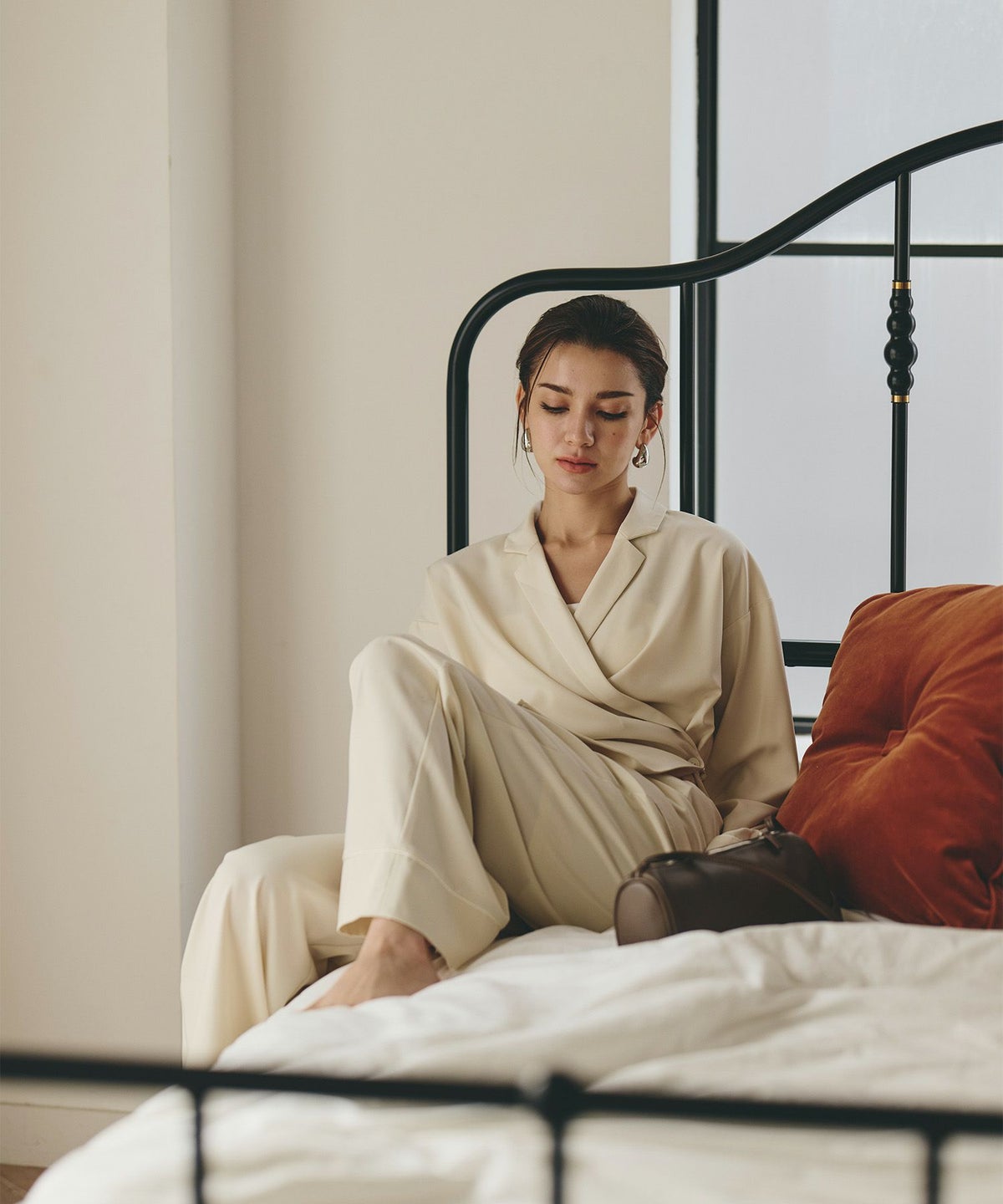 ルームウェア セットアップ パジャマ パンツスタイル ラウンジウェア バックオープンモテワンピ お家デート デートコーデ ディナー クリスマス あざと可愛い 大人パジャマ 楽 ワイドパンツ 韓国風 綺麗め 細見え カジュアル KINO THE KEI