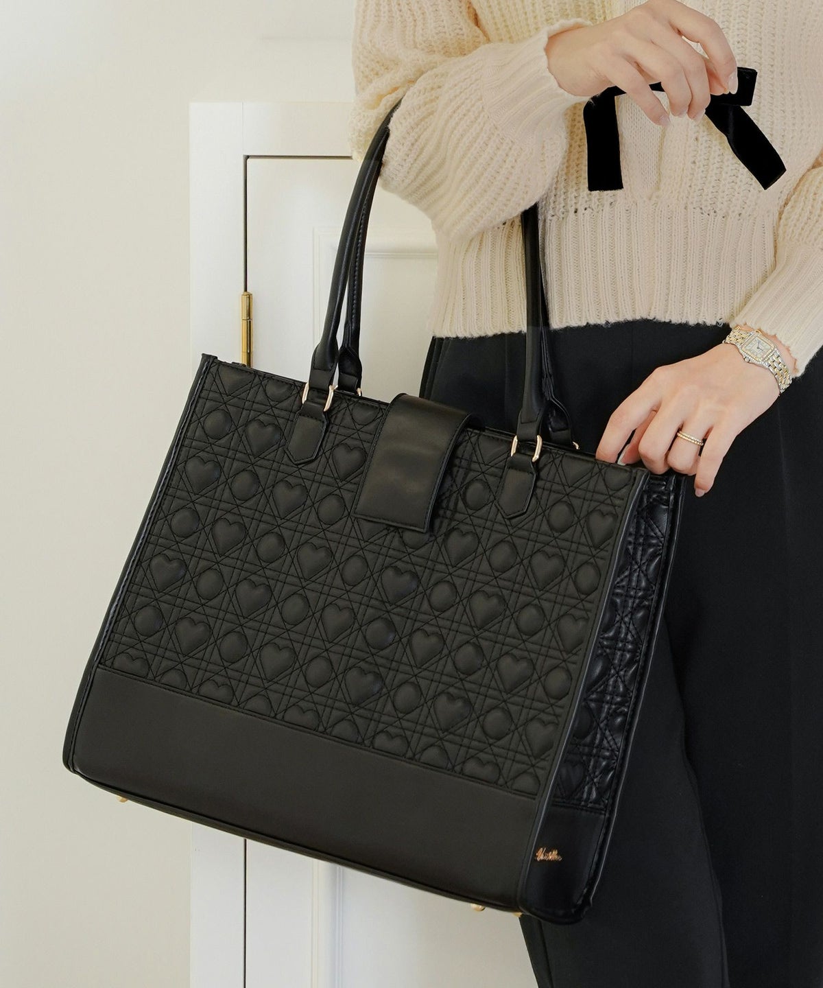 バッグ 推し活 トートバッグ A4 PCバッグ ハート キルティング かわいい 推しカラー ピンク ミント グリーン ブラック ホワイト ジャンボうちわ 横長 ワイド