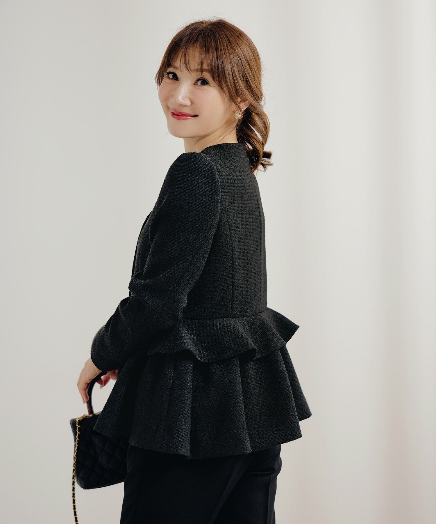 オケージョン ペプラム フリル ジャケット Liala×PG