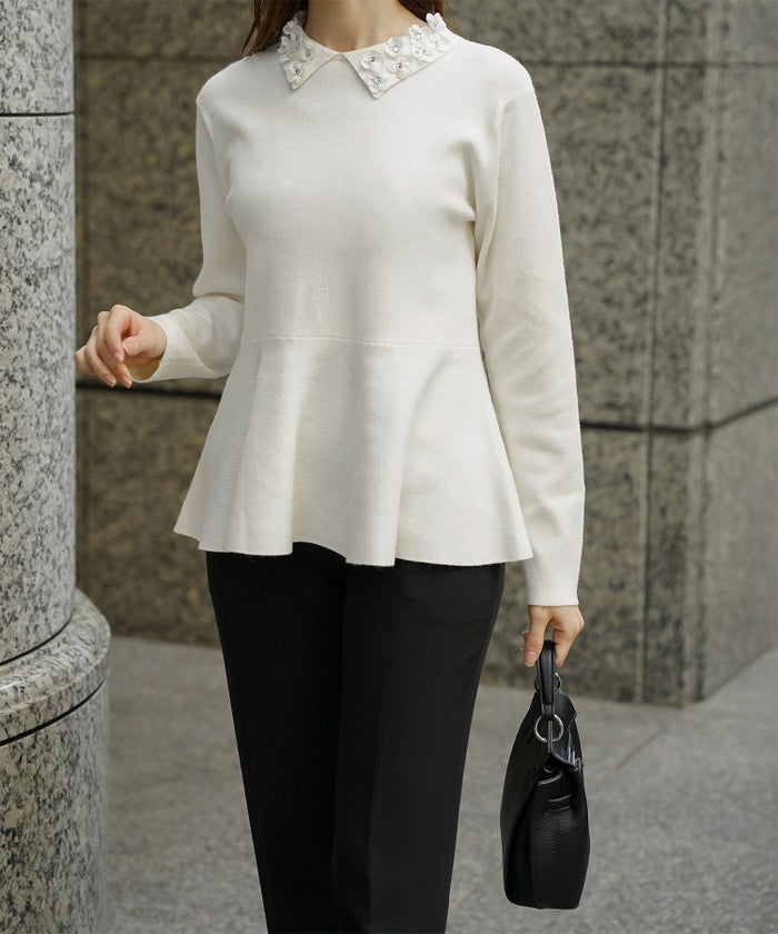 フラワーモチーフ 襟付き ニット トップス レディース フラワー サテン ビジュー 上品 ペプラム フレア アンゴラタッチ きれいめ 洗える アイボリー/ネイビーミックス/ブラックミックス M