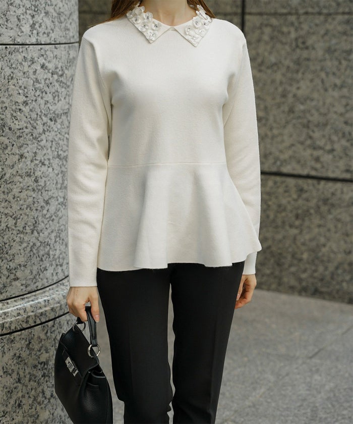 フラワーモチーフ 襟付き ニット トップス レディース フラワー サテン ビジュー 上品 ペプラム フレア アンゴラタッチ きれいめ 洗える アイボリー/ネイビーミックス/ブラックミックス M