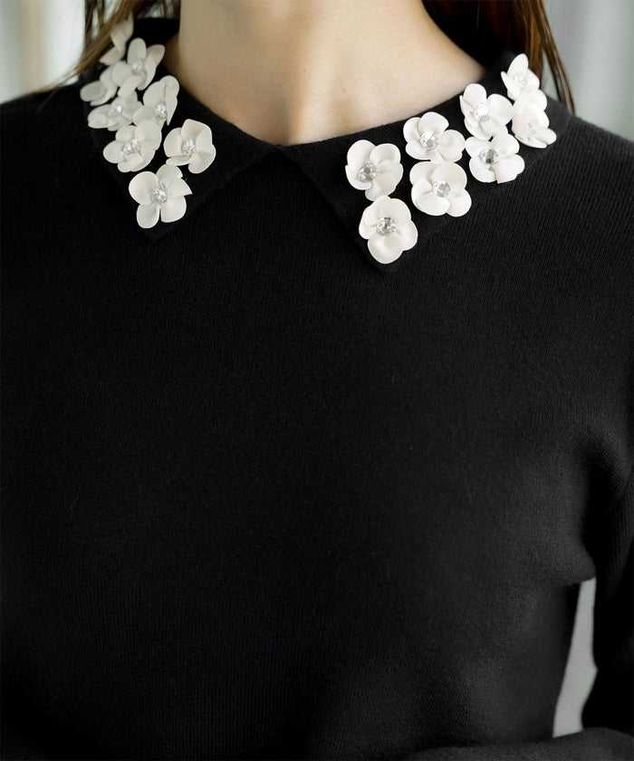 フラワーモチーフ 襟付き ニット トップス レディース フラワー サテン ビジュー 上品 ペプラム フレア アンゴラタッチ きれいめ 洗える アイボリー/ネイビーミックス/ブラックミックス M