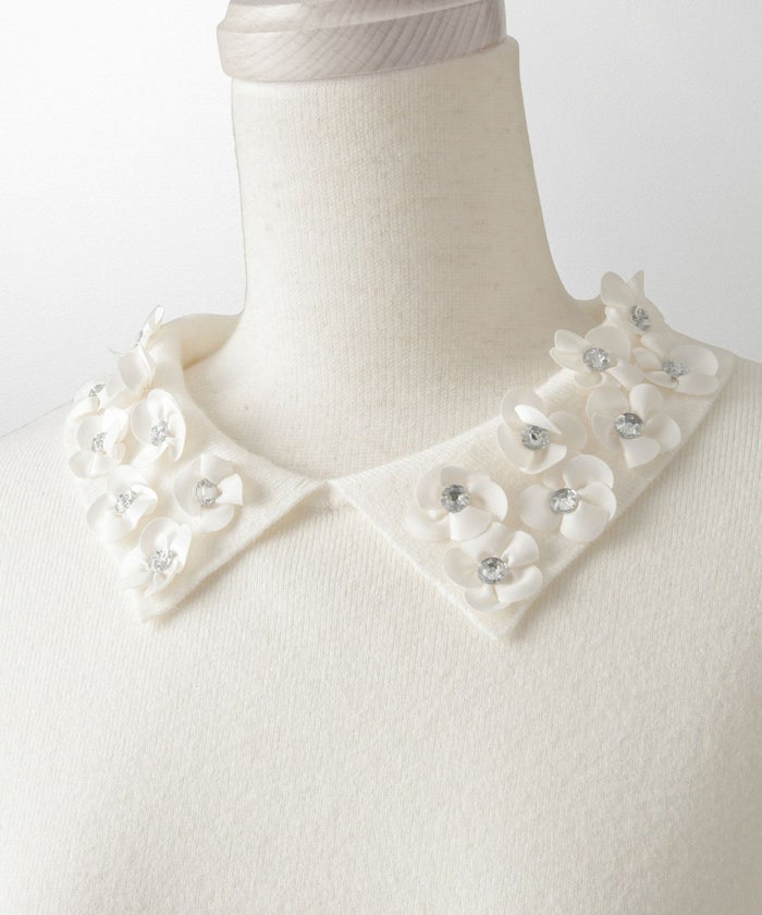 フラワーモチーフ 襟付き ニット トップス レディース フラワー サテン ビジュー 上品 ペプラム フレア アンゴラタッチ きれいめ 洗える アイボリー/ネイビーミックス/ブラックミックス M