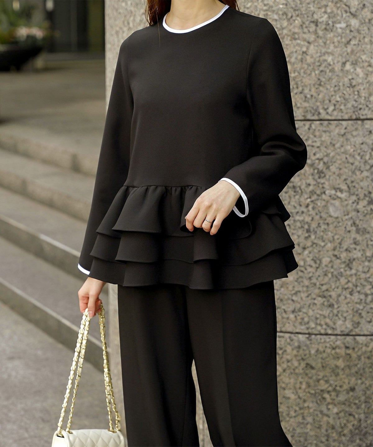 フリルヘム バイカラー ブラウス 襟 長袖 トップス フリル ホワイト ブラック M